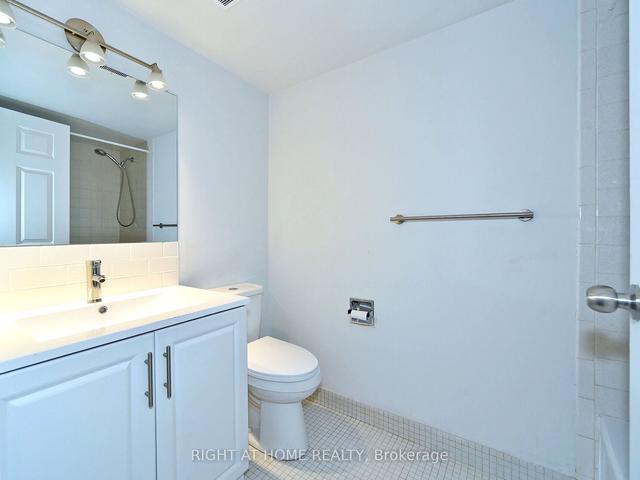 706 - 121 Trudelle St, Condo with 3 bedrooms, 2 bathrooms and 2 parking in Toronto ON | Image 16