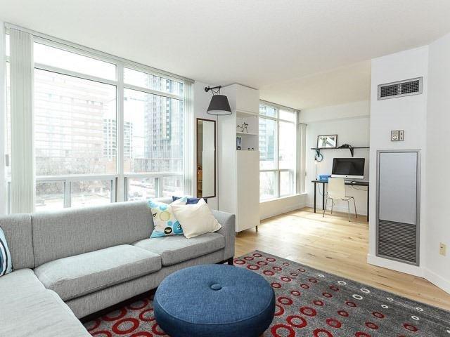 513 - 942 Yonge St, Condo with 1 bedrooms, 1 bathrooms and 1 parking in Toronto ON | Image 5