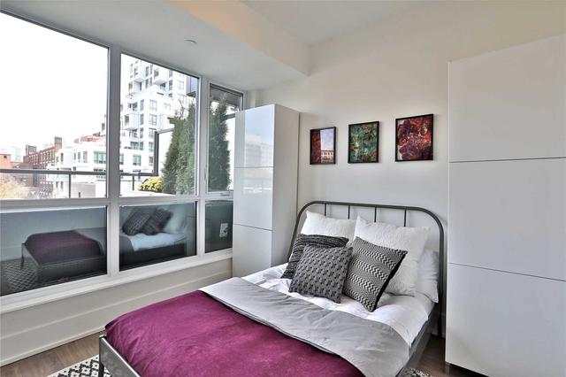 306 - 80 Vanauley St, Condo with 2 bedrooms, 2 bathrooms and 1 parking in Toronto ON | Image 24