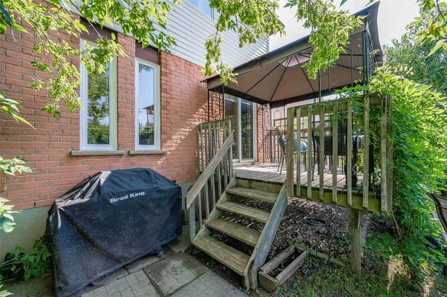 37 Koch Dr, House detached with 3 bedrooms, 2 bathrooms and 3 parking in Guelph ON | Image 30