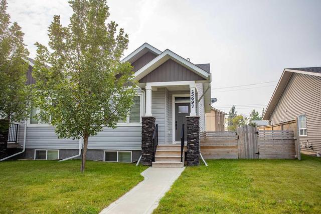 5697 45 Avenue, Home with 3 bedrooms, 2 bathrooms and 2 parking in Lacombe AB | Image 1