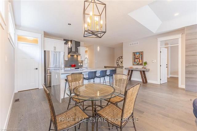 9 Sunrise Lane, Condo with 2 bedrooms, 3 bathrooms and 4 parking in Lambton Shores ON | Image 36