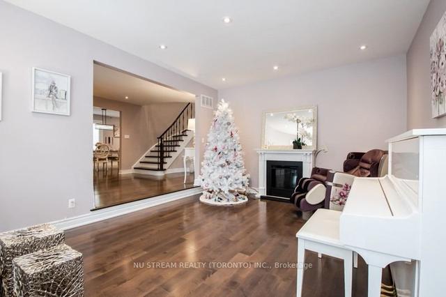 427 Empress Ave, House detached with 5 bedrooms, 4 bathrooms and 4 parking in Toronto ON | Image 24
