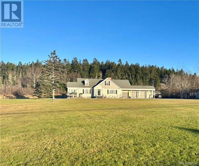 725 Main Street, House other with 0 bedrooms, 0 bathrooms and null parking in St. George NB | Image 2