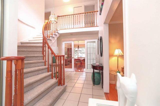 44 Meyer Circ, House detached with 4 bedrooms, 3 bathrooms and 6 parking in Markham ON | Image 13