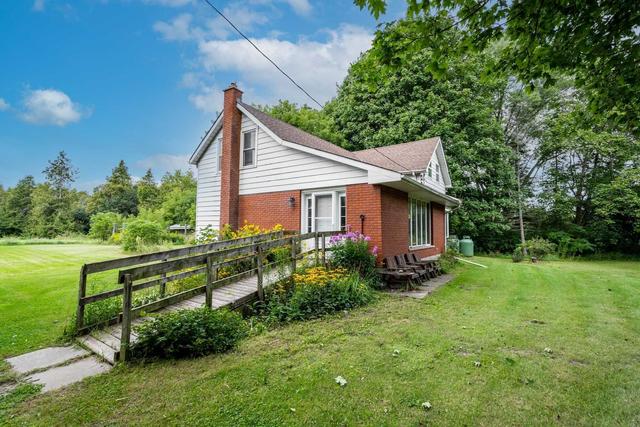 10920 Old Simcoe Rd, House detached with 3 bedrooms, 1 bathrooms and 10 parking in Scugog ON | Image 2