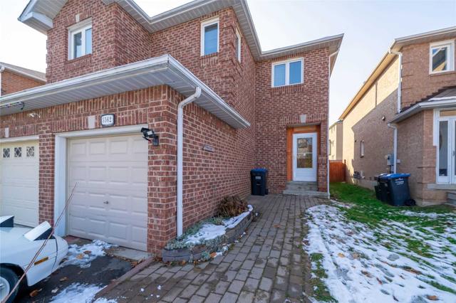 5562 Cortina Cres, House semidetached with 3 bedrooms, 3 bathrooms and 4 parking in Mississauga ON | Image 23