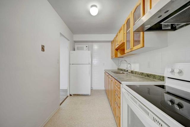 2319 - 1 Massey Sq, Condo with 1 bedrooms, 1 bathrooms and 0 parking in Toronto ON | Image 3