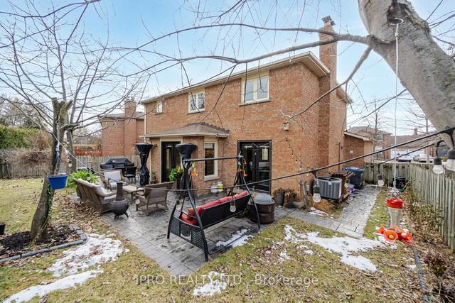 11 Oakington Pl, House detached with 4 bedrooms, 4 bathrooms and 4 parking in Mississauga ON | Image 35