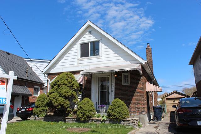 89 Binswood Ave, House detached with 4 bedrooms, 2 bathrooms and 3 parking in Toronto ON | Image 9