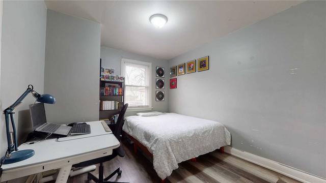 83 Twenty Seventh St, House detached with 2 bedrooms, 2 bathrooms and 3 parking in Toronto ON | Image 5