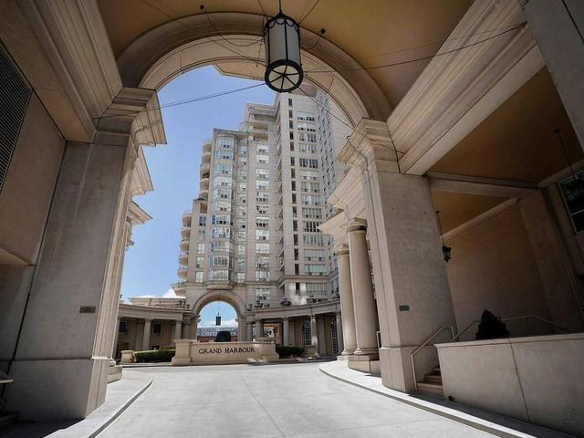 1909 - 2285 Lake Shore Blvd, Condo with 1 bedrooms, 1 bathrooms and 1 parking in Toronto ON | Image 8