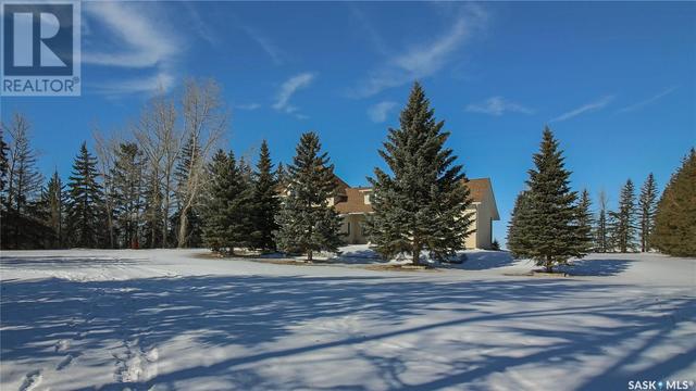 749 Gibson Road, House detached with 3 bedrooms, 3 bathrooms and null parking in Balgonie SK | Image 35