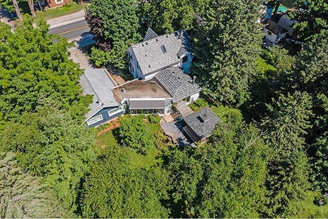 853 Horseshoe Valley Rd E, House detached with 2 bedrooms, 2 bathrooms and 3 parking in Oro Medonte ON | Image 18