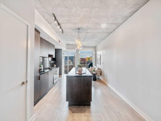 308 - 109 Ossington Ave, Condo with 1 bedrooms, 1 bathrooms and 1 parking in Toronto ON | Image 2