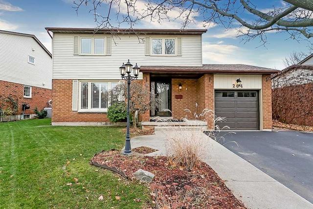 264 Trowbridge Pl, House detached with 4 bedrooms, 3 bathrooms and 3 parking in Oakville ON | Image 1