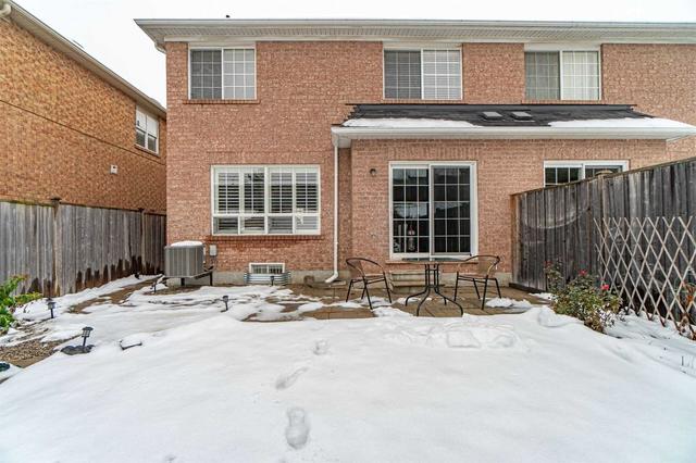 82 Owlridge Dr, House semidetached with 3 bedrooms, 4 bathrooms and 3 parking in Brampton ON | Image 31