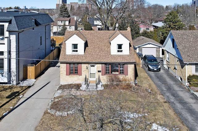 124 Homewood Ave, House detached with 4 bedrooms, 3 bathrooms and 4 parking in Toronto ON | Image 1