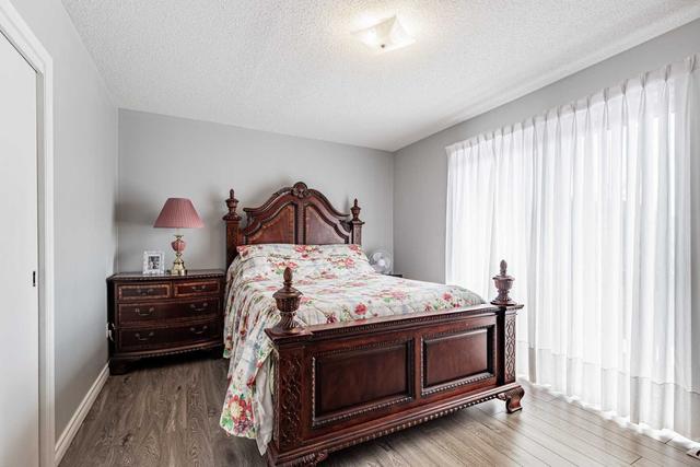 5 Benhur Cres, House detached with 3 bedrooms, 2 bathrooms and 3 parking in Toronto ON | Image 14