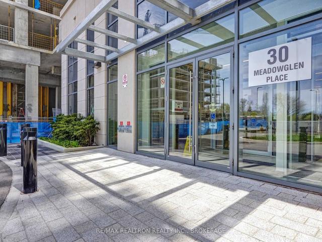 1505 - 30 Meadowglen Pl, Condo with 2 bedrooms, 2 bathrooms and 1 parking in Toronto ON | Image 1
