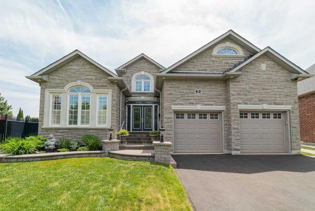 9 Annavita Crt, House detached with 3 bedrooms, 3 bathrooms and 6 parking in Whitby ON | Image 1