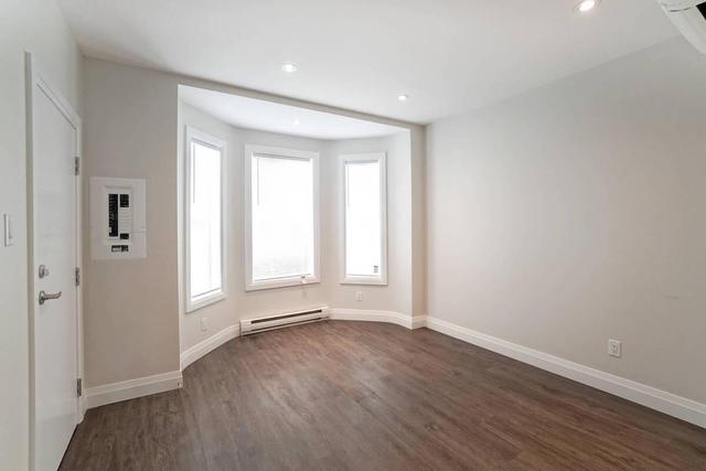 unit 1 - 4170 Dundas St W, House attached with 2 bedrooms, 1 bathrooms and 2 parking in Toronto ON | Image 3