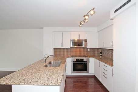 515 - 1 Bedford Rd, Condo with 2 bedrooms, 2 bathrooms and 1 parking in Toronto ON | Image 4