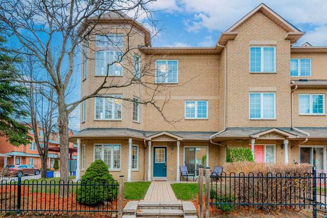6 - 5 St Moritz Way, Townhouse with 4 bedrooms, 3 bathrooms and 2 parking in Markham ON | Card Image