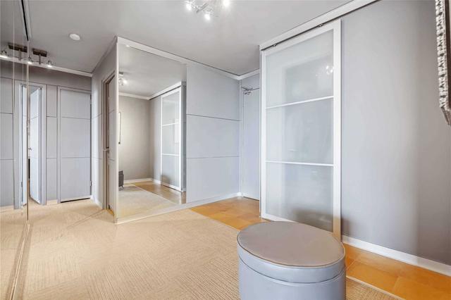 2201 - 135 Antibes Dr, Condo with 2 bedrooms, 2 bathrooms and 1 parking in Toronto ON | Image 21
