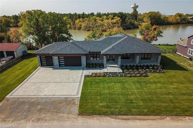 1504 Four Mile Creek Road, House detached with 3 bedrooms, 2 bathrooms and null parking in Niagara on the Lake ON | Image 1