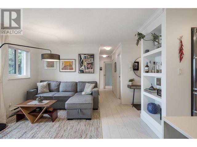 204 - 2159 Wall Street, Condo with 2 bedrooms, 1 bathrooms and 1 parking in Vancouver BC | Image 4