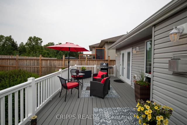 276 Cougar Cres, House detached with 3 bedrooms, 2 bathrooms and 6 parking in Thunder Bay ON | Image 10