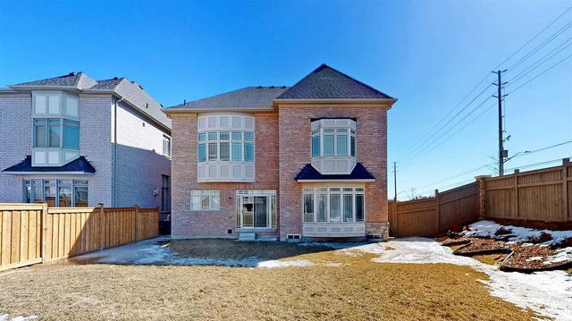 30 Annual Circ, House detached with 4 bedrooms, 5 bathrooms and 6 parking in Brampton ON | Image 32