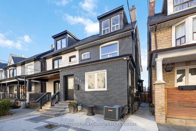 961 Lansdowne Ave, House semidetached with 5 bedrooms, 3 bathrooms and 2 parking in Toronto ON | Image 12