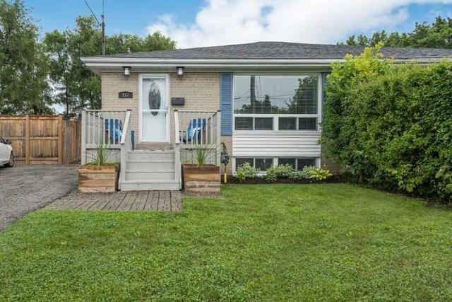 157 Raylawn Cres, House semidetached with 3 bedrooms, 2 bathrooms and 6 parking in Halton Hills ON | Image 1