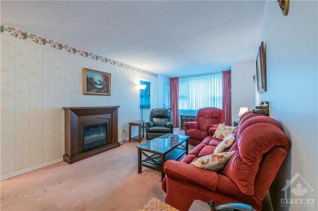 106 - 555 Brittany Drive, Condo with 2 bedrooms, 2 bathrooms and 1 parking in Ottawa ON | Image 12