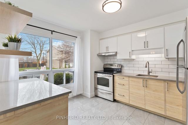 1 - 409 Thompson Rd, Townhouse with 3 bedrooms, 2 bathrooms and 1 parking in London ON | Image 33