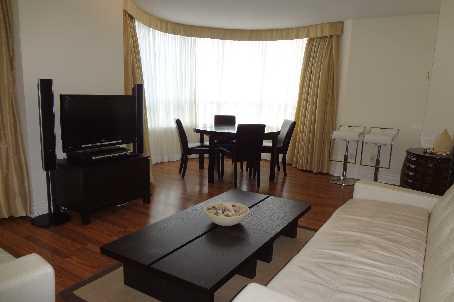 1918 - 15 Northtown Way, Condo with 2 bedrooms, 2 bathrooms and 1 parking in Toronto ON | Image 2