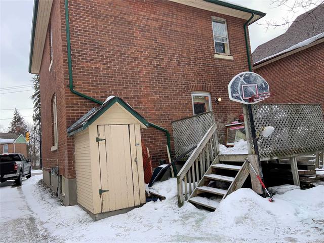 40 Sophia St W, House detached with 4 bedrooms, 1 bathrooms and 10 parking in Barrie ON | Image 8