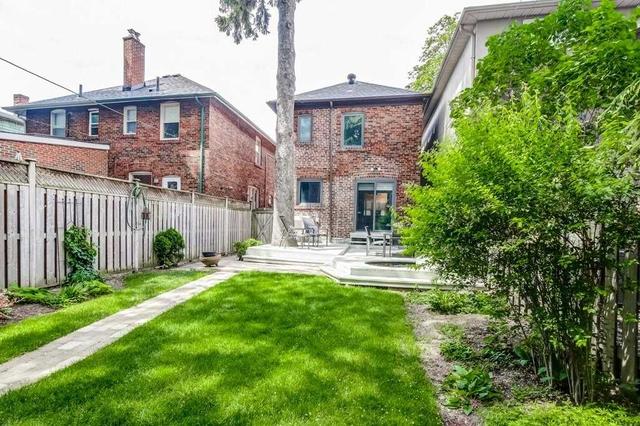 65 Unsworth Ave, House detached with 3 bedrooms, 2 bathrooms and 0 parking in Toronto ON | Image 21