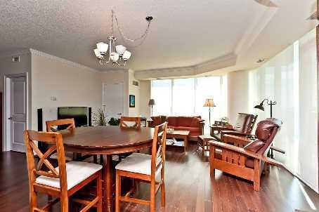 2504 - 100 John St, Condo with 2 bedrooms, 2 bathrooms and 2 parking in Brampton ON | Image 8