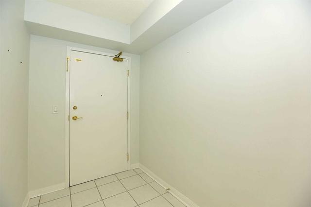 404 - 2500 Rutherford Rd, Condo with 2 bedrooms, 2 bathrooms and 1 parking in Vaughan ON | Image 22