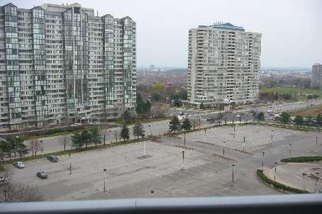 1110 - 330 Burnhamthorpe Rd, Condo with 1 bedrooms, 1 bathrooms and 1 parking in Mississauga ON | Image 2