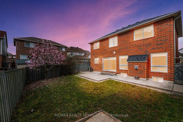 17 Allness Rd, House detached with 4 bedrooms, 4 bathrooms and 4 parking in Brampton ON | Image 27