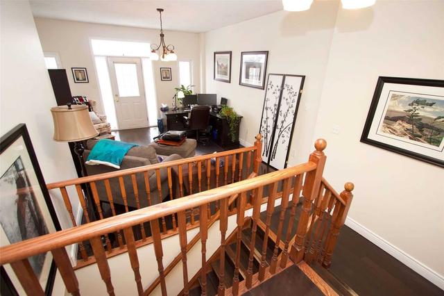 75 Hutton Pl, House detached with 3 bedrooms, 4 bathrooms and 4 parking in Clarington ON | Image 6