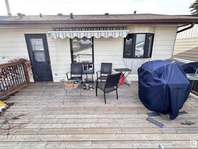 10371 109 Av, House detached with 3 bedrooms, 2 bathrooms and null parking in Westlock AB | Image 31