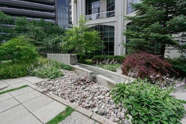 401 - 3 Mcalpine St, Condo with 2 bedrooms, 1 bathrooms and 1 parking in Toronto ON | Image 19