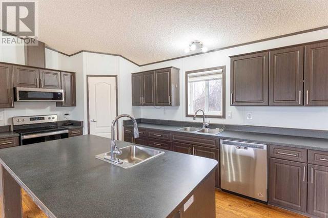 743046 Range Road 41, House other with 3 bedrooms, 2 bathrooms and null parking in Grande Prairie County No. 1 AB | Image 6