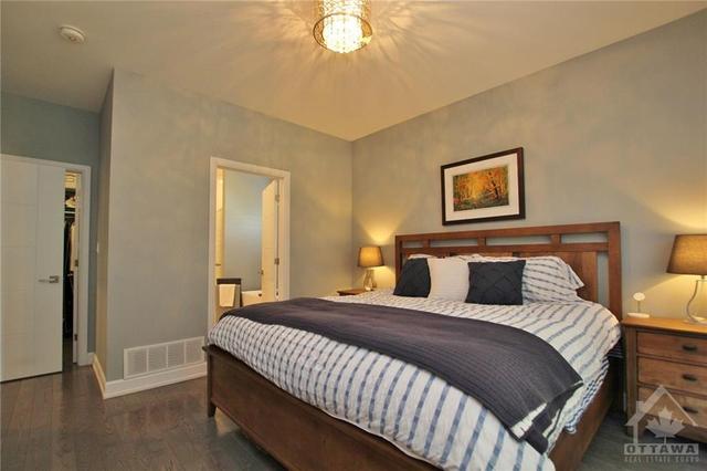 102 Alma Street W, House detached with 3 bedrooms, 2 bathrooms and 5 parking in North Grenville ON | Image 14