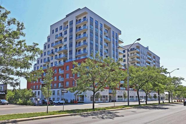 923 - 22 East Haven Dr, Condo with 2 bedrooms, 2 bathrooms and 1 parking in Toronto ON | Image 1
